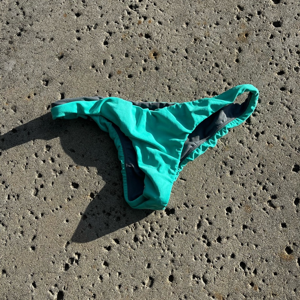 Jolyn Hermosa Bikini bottom